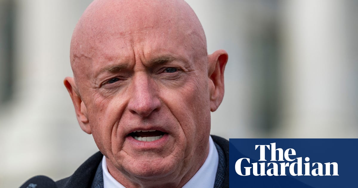 Mark Kelly: call for troops to disobey illegal orders is ‘non-controversial’ | US military