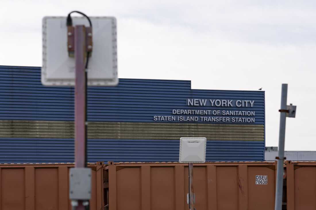 A compost facility in Staten Island, New York aims to repurpose the city's food scraps and yard waste into fertilizer.