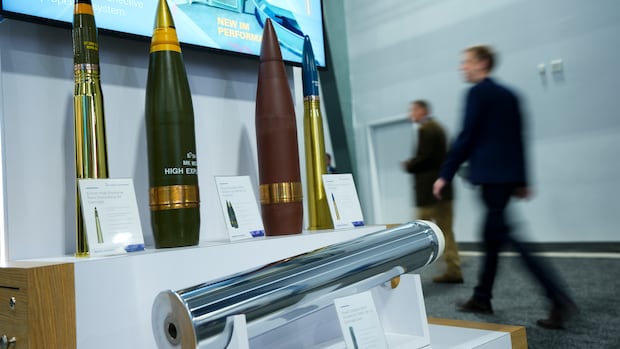 Canada's economy sees surprise boost in 3rd quarter, avoiding a technical recession