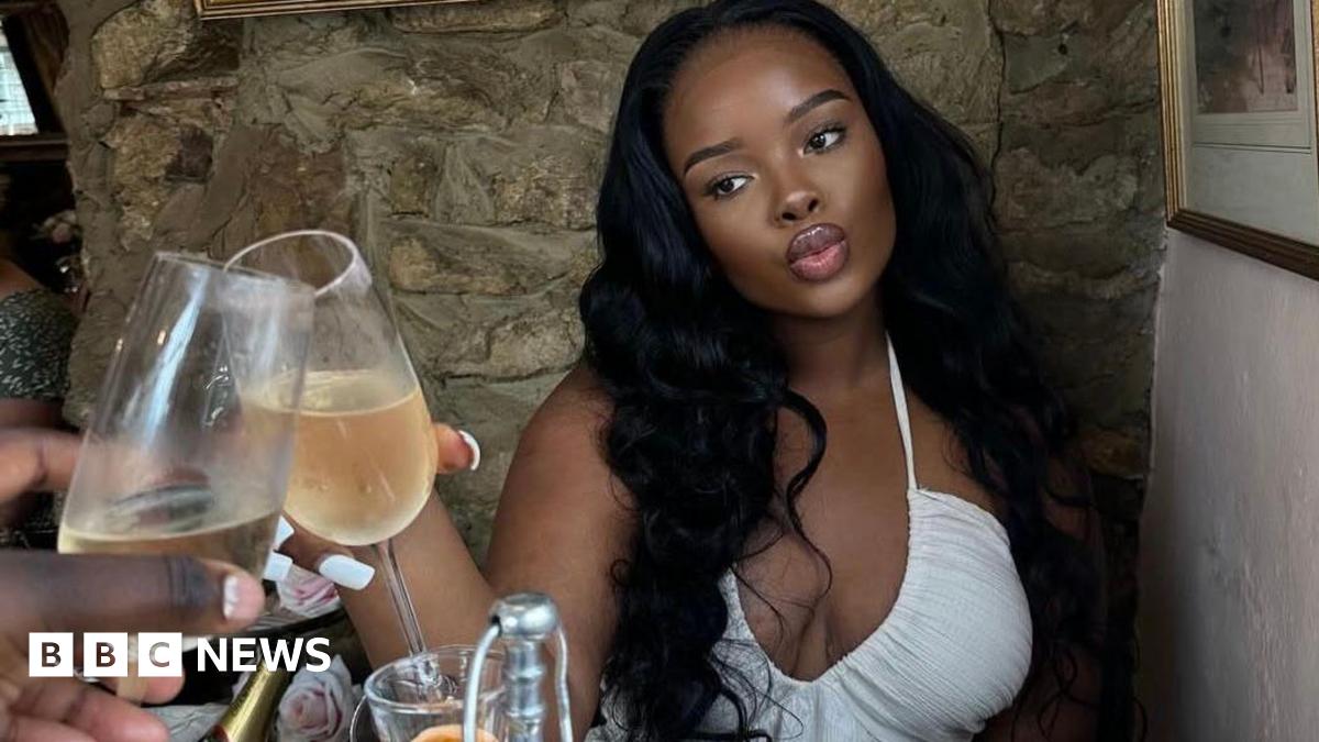 Queue for Skin Cupid opening