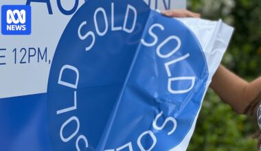 Buyers' advocates criticise Victorian auction law requiring reserve prices to be advertised