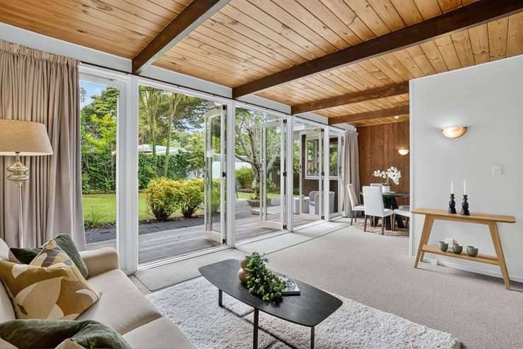 A six-bedroom home on Park Rise, in Campbells Bay, Auckland, has been snapped up by a couple who have plans to refurbish it. Photo / Supplied