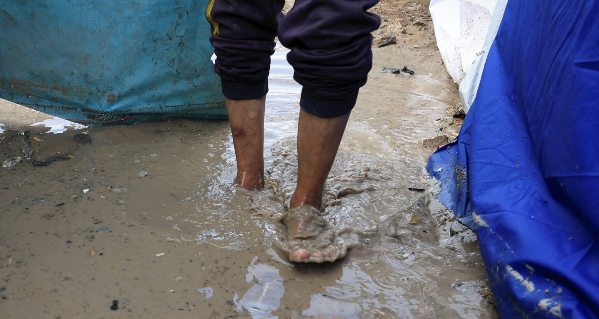 Fears of 'catastrophic consequences' in Gaza as rain floods tents