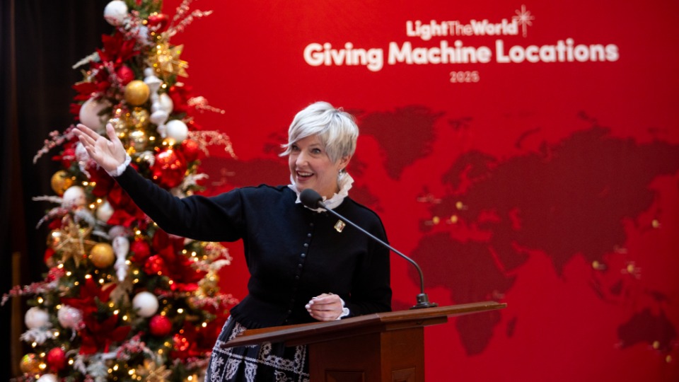 20251112_104409_BNicholson_Newsroom_LightTheWorld_GivingMachine_MediaAndCreatorEvent_090-.JPG