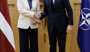 NATO Secretary General meets with the Minister of Foreign Affairs of Latvia - NATO Home Page