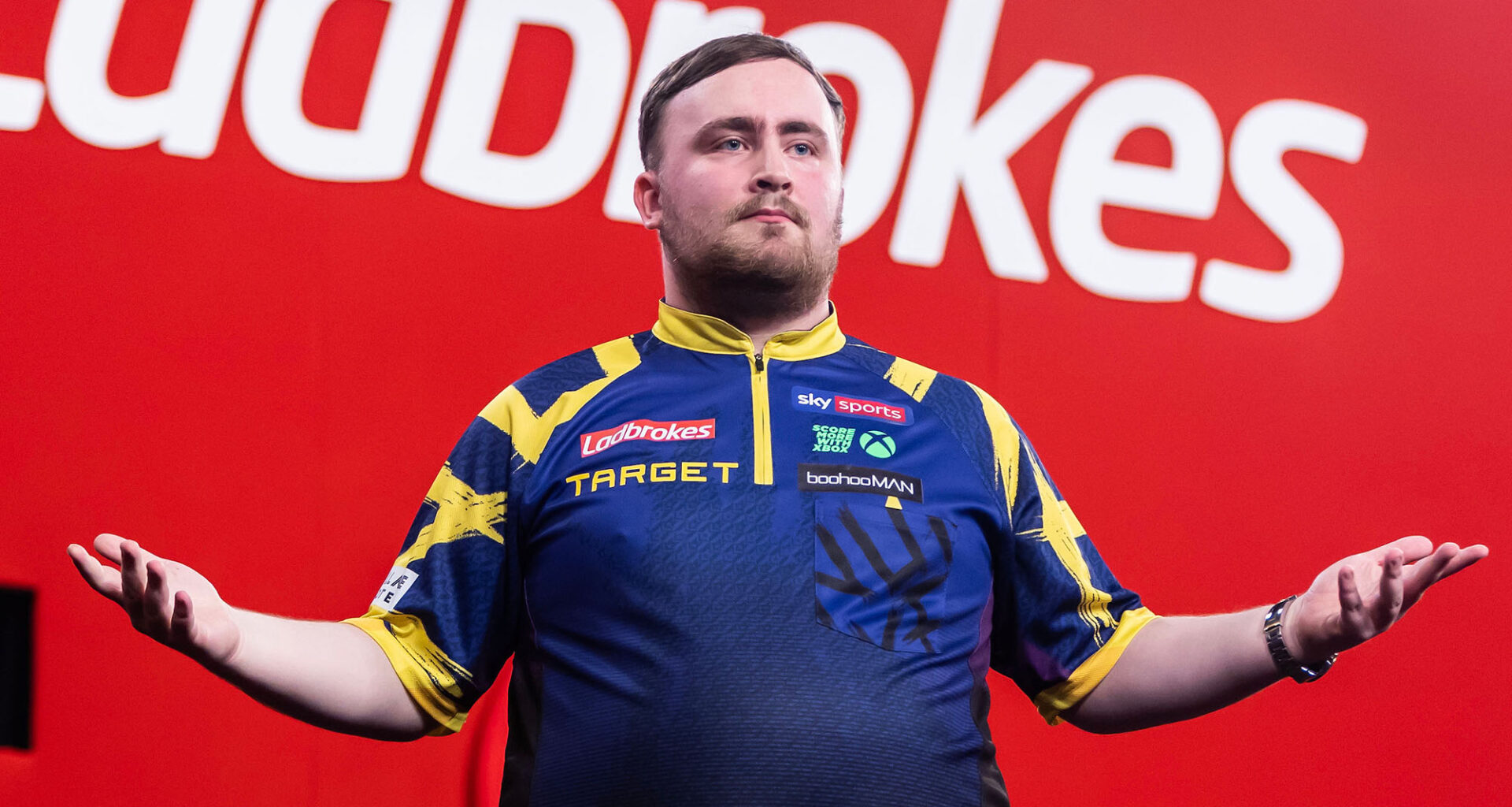 Littler maintains his title charge on Day Two in Minehead