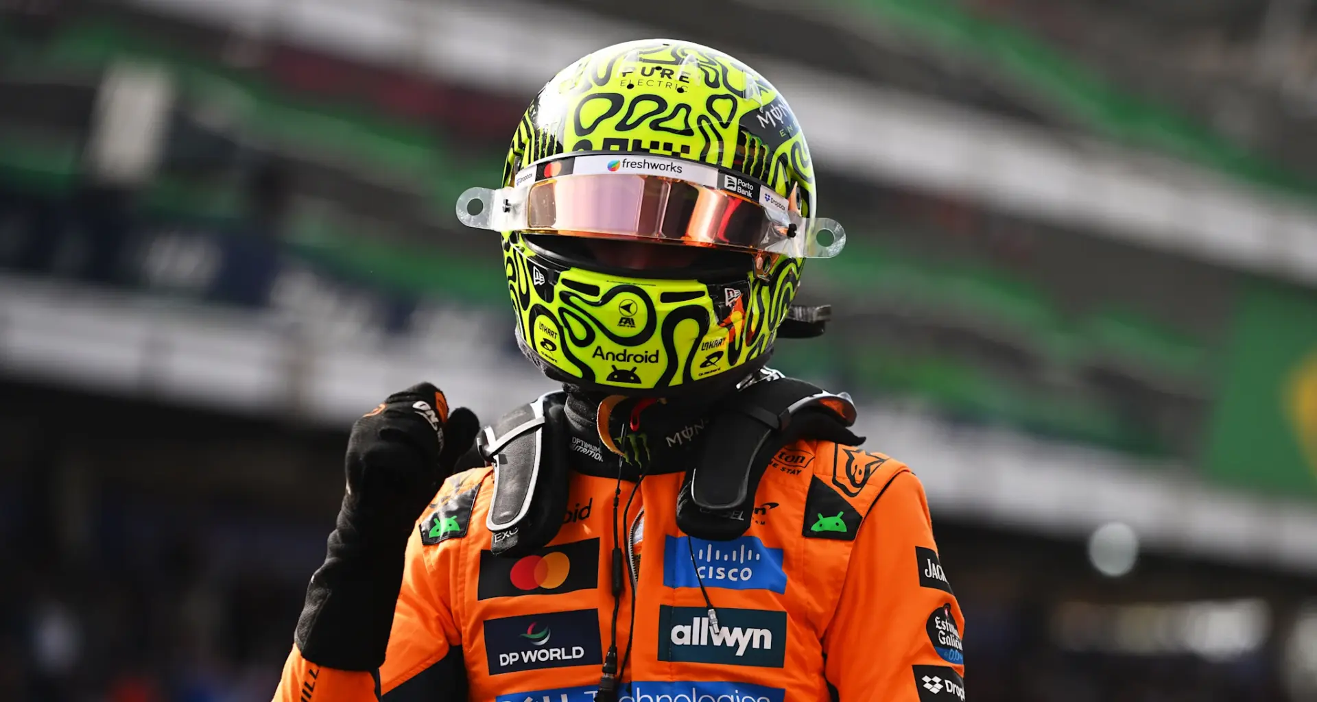 SAO PAULO, BRAZIL - NOVEMBER 02: Oscar Piastri of Australia driving the (81) McLaren MCL38 Mercedes