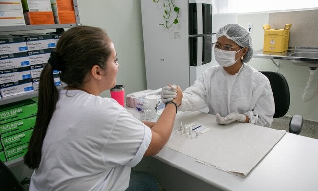 PAHO presents regional agreement to eliminate syphilis, a disease that affects 3.4 million people in the Americas - PAHO/WHO