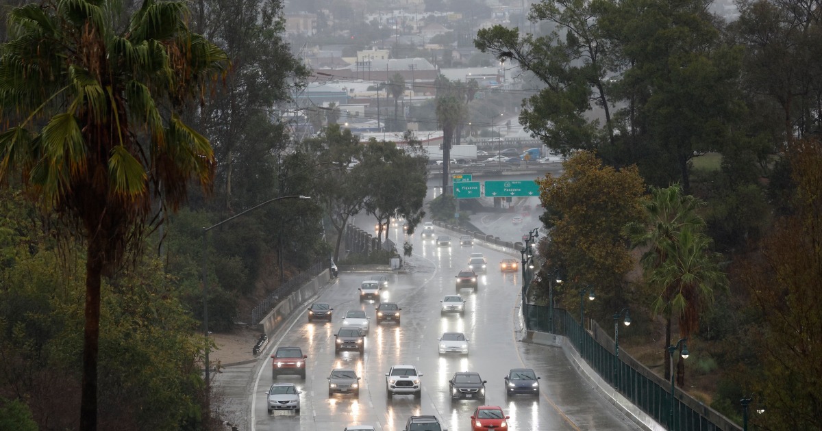 Body of young girl swept into Pacific is found off California