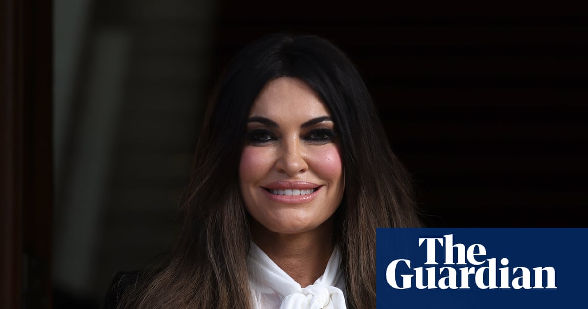 Plastic surgeons wrestle with requests for ‘Mar-a-Lago face’: ‘You’re going to look like Maleficent’ | Plastic surgery