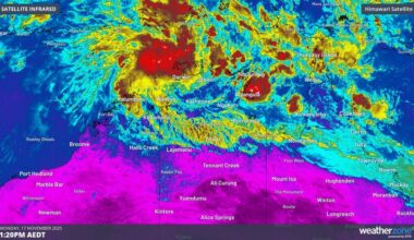 High tropical cyclone risk near Australia this week – rare November landfall possible