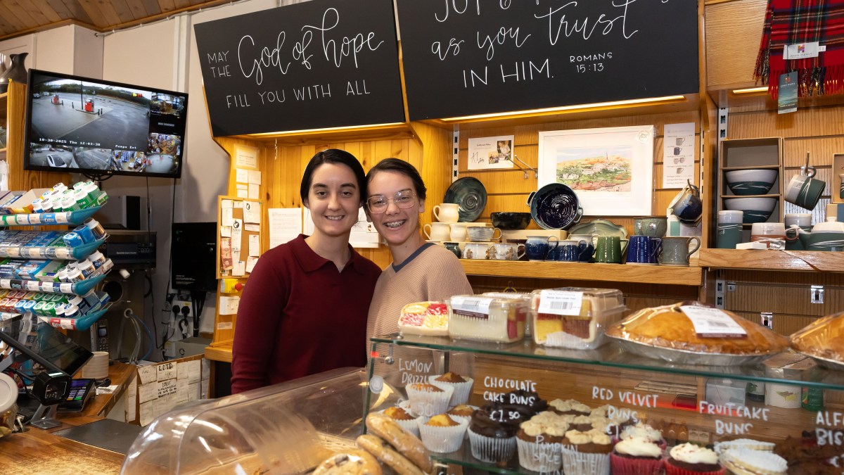 bonnets, modesty and ‘trad wives’