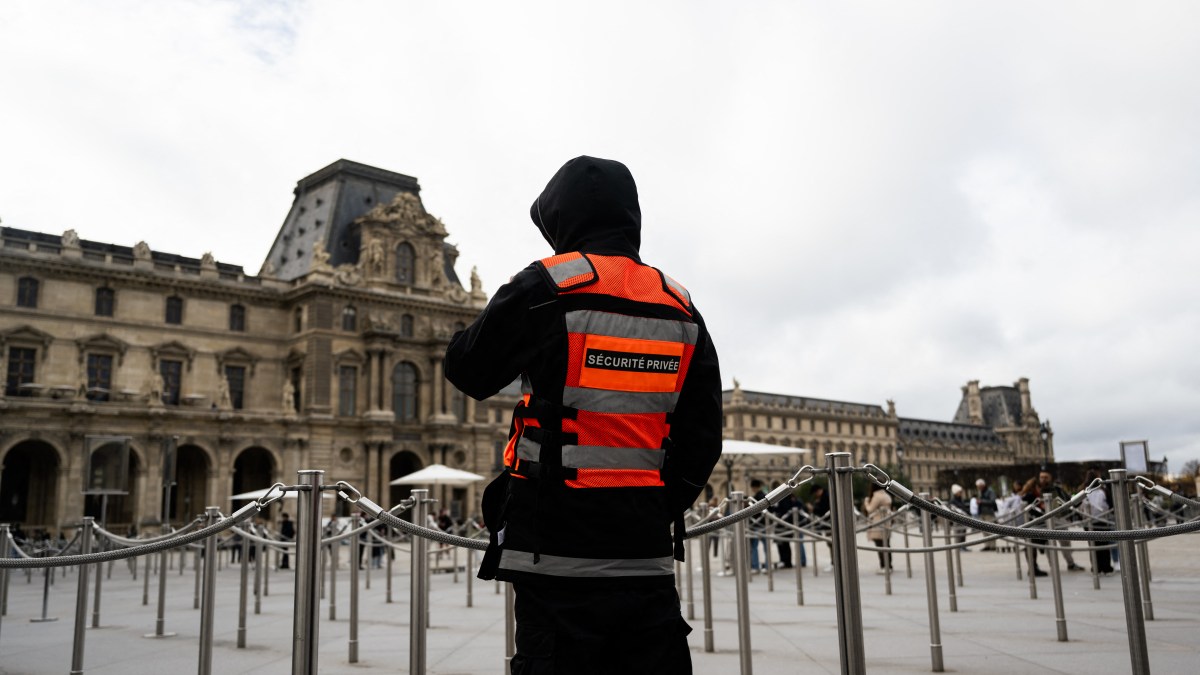 Password for Louvre’s video surveillance system was ‘Louvre’
