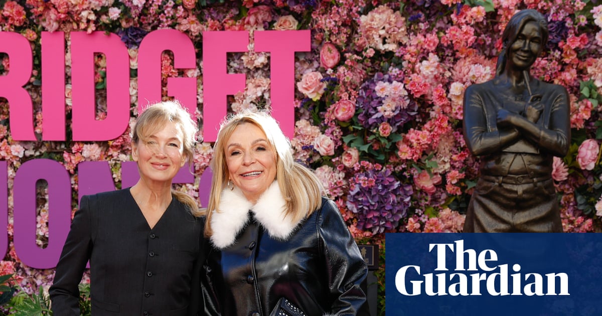 ‘So weird, but cute’: Bridget Jones immortalised as London welcomes statue of Britain’s favourite singleton | Movies