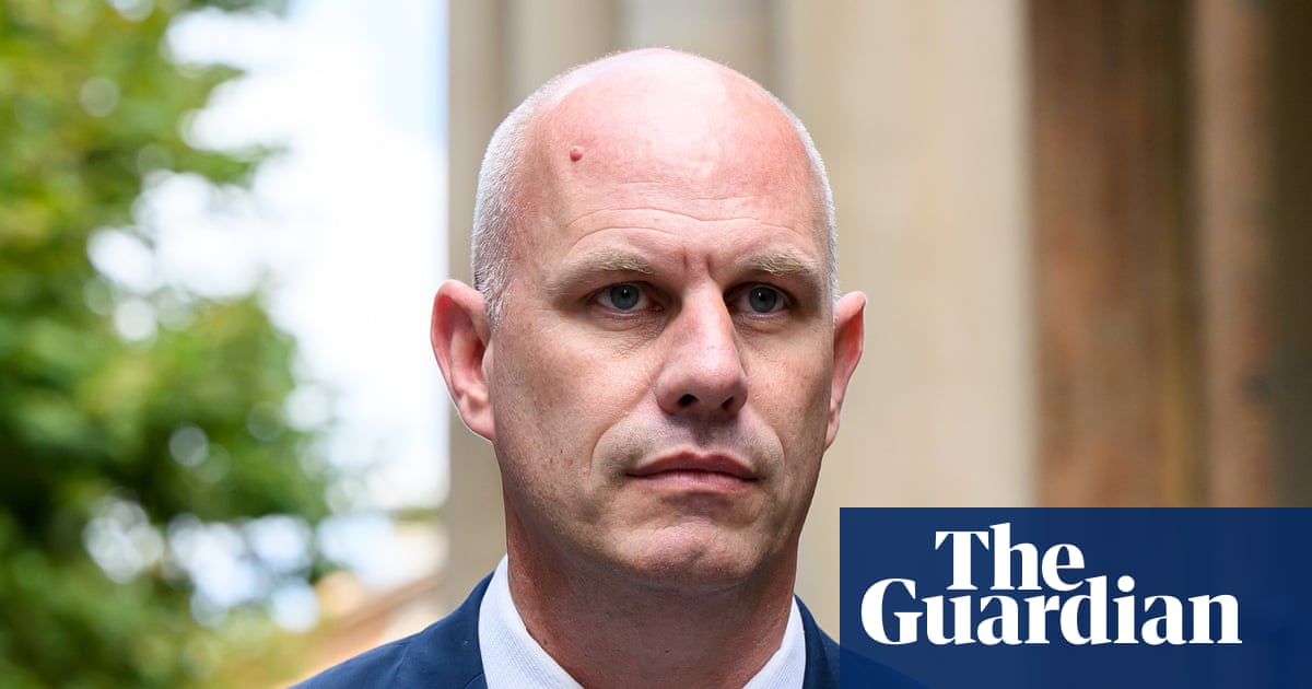 ABC executive who sacked Antoinette Lattouf paid $836,000 for eight-month employment, annual report shows | Australian Broadcasting Corporation