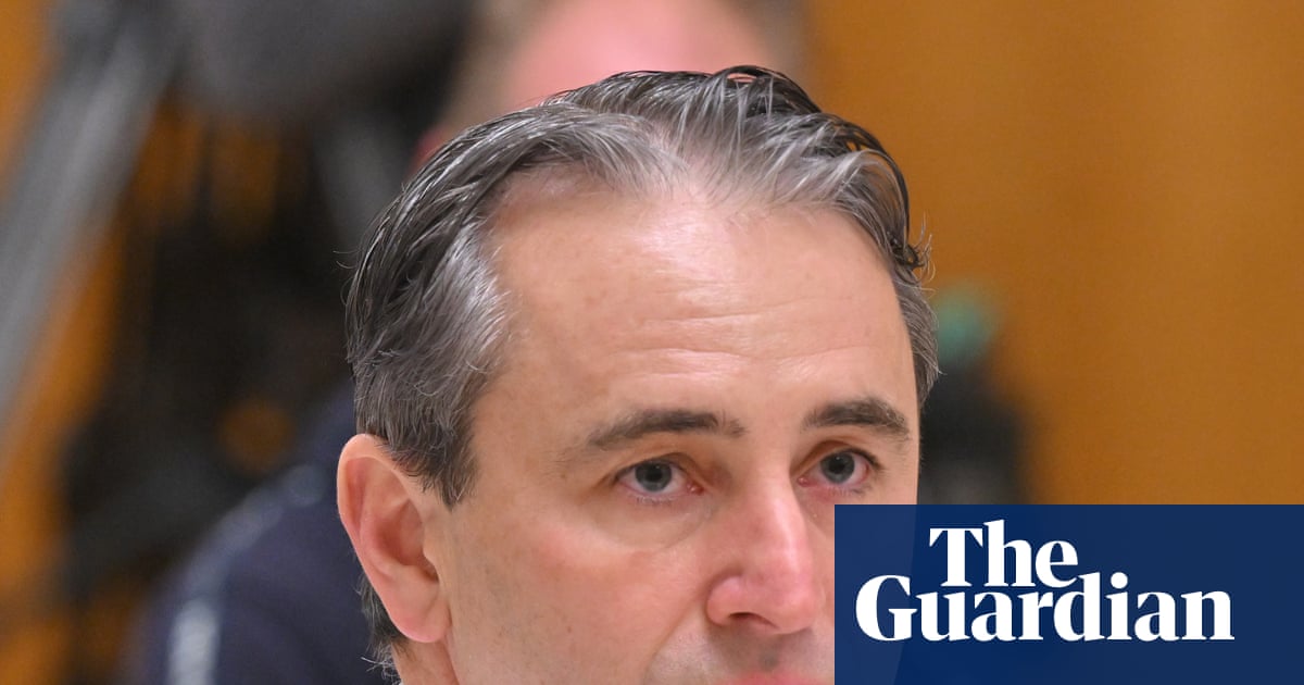CBA boss says repaying ‘excessive fees’ to low-income customers could be seen as taking shareholder money | Commonwealth Bank