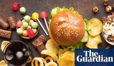 Australia has some of highest consumption rates of ultra-processed foods, researchers say | Health