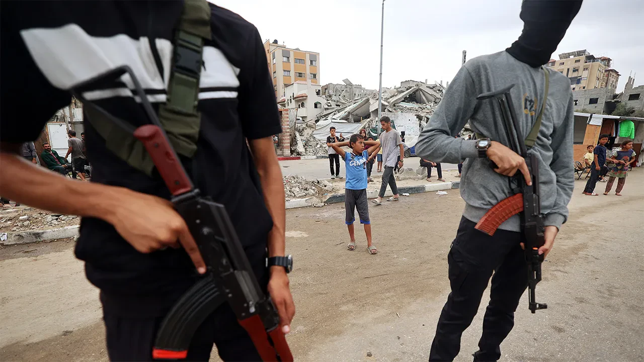 Trump considers skipping disarmament phase of Gaza plan amid deadlock: Report - thecradle.co