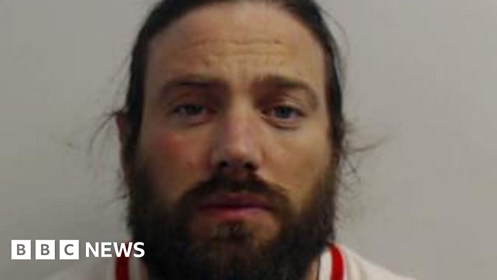 Victim of Tinder predator Christopher Harkins 'left penniless'