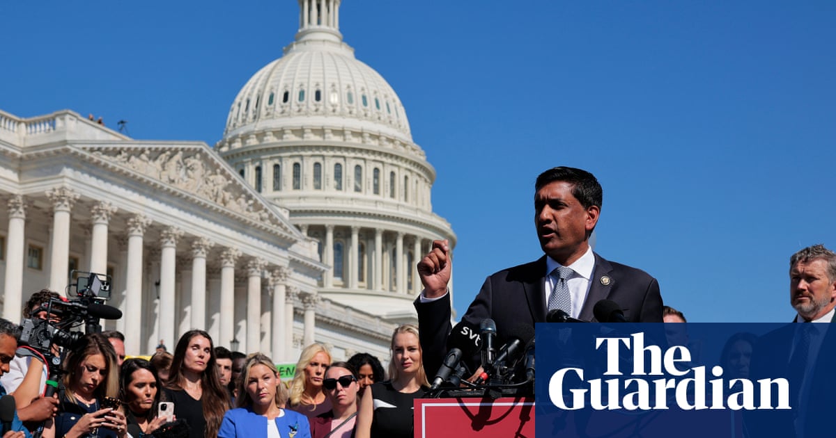 Democratic representative urges former prince Andrew to testify over Epstein | House of Representatives