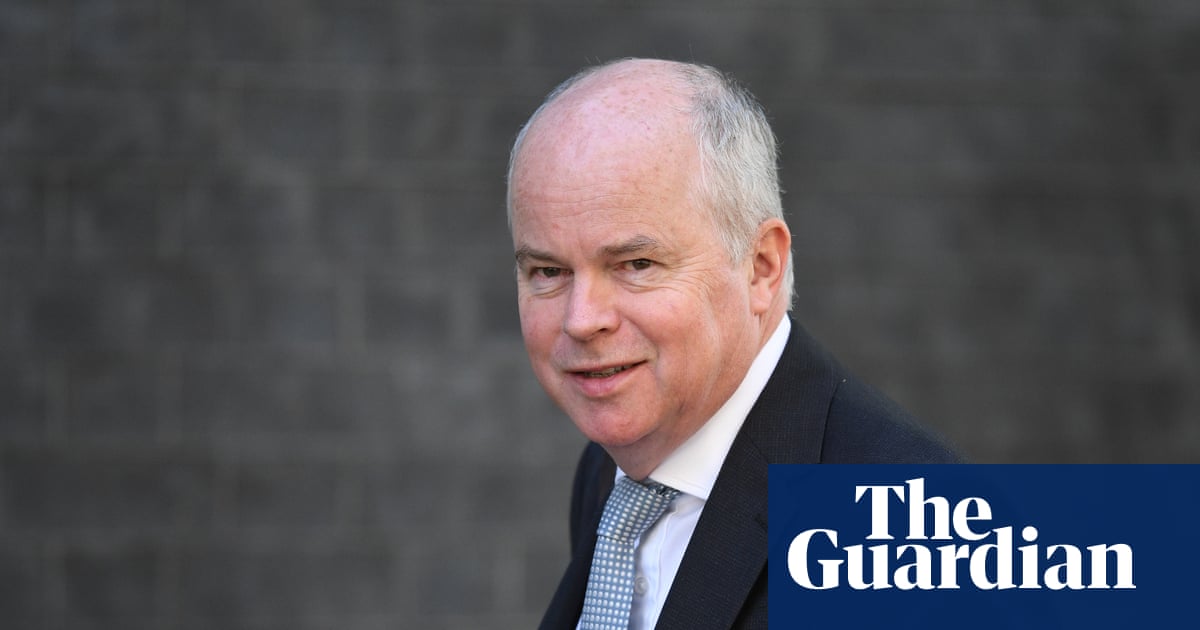 Lisa Nandy: BBC review will examine political appointments to board | BBC