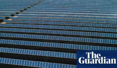 ‘Gobsmacking’ solar farm that could power AI datacentres ‘possibly unparalleled’ in Australia or world | Energy