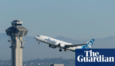 Trump news at a glance: administration reduces US flights as shutdown stretches on | Trump administration