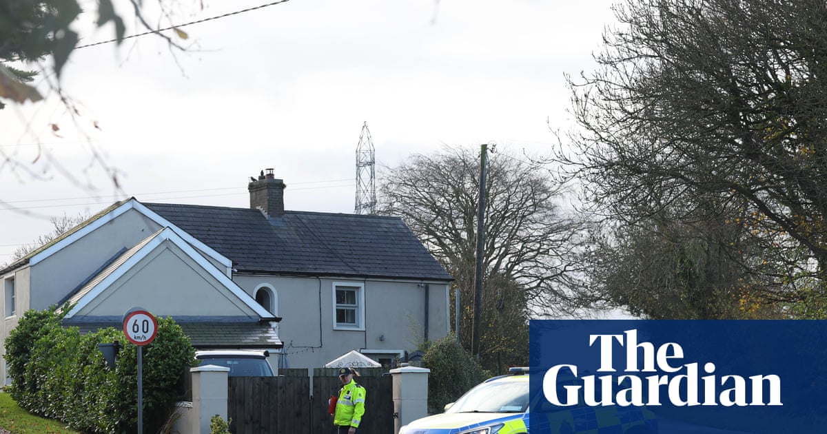 Five people killed and three injured in car crash in County Louth, Ireland | Ireland