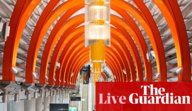 Australia news live: Melbourne Metro Tunnel to begin taking passengers early; Spender has ‘absolutely no idea’ how dumping net zero will lower energy bills | Australia news