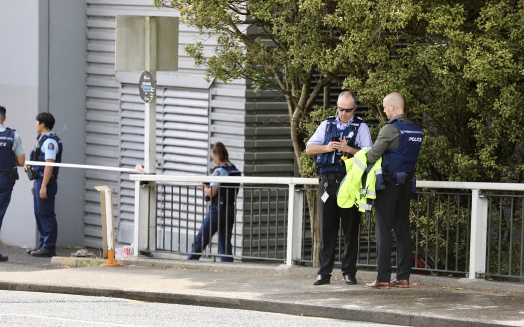 Police have cordoned off an area on Henderson's Edsel Street after a man was located with serious injuries on 26 November 2025. Police are on scene trying to find the offender.
