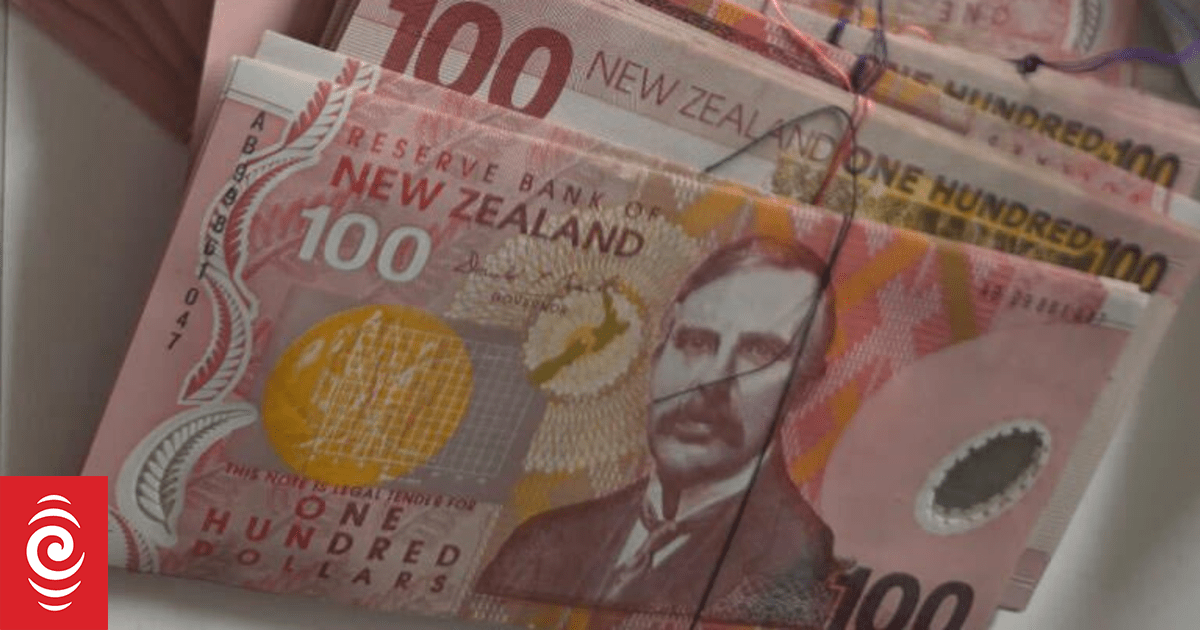 Wellington cleaner's shock $20,000 discovery