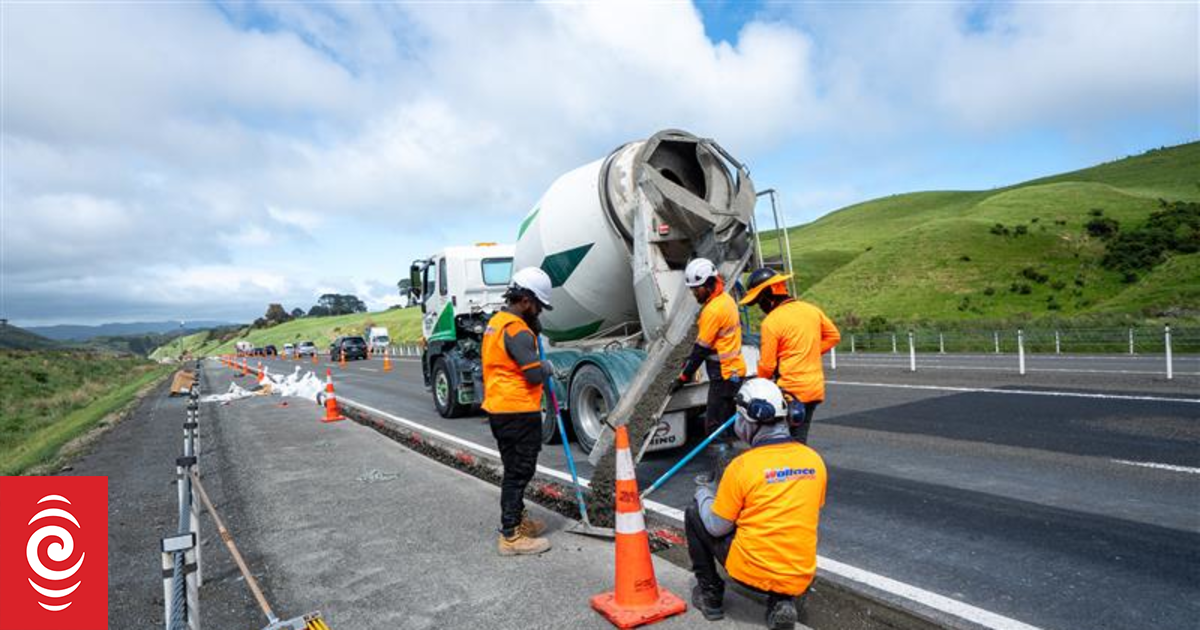 NZTA postpones Transmission Gully roadworks after major congestion