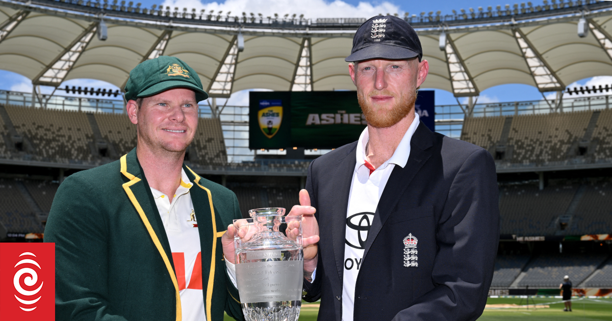 The Ashes cricket live: Australia v England first test, day one