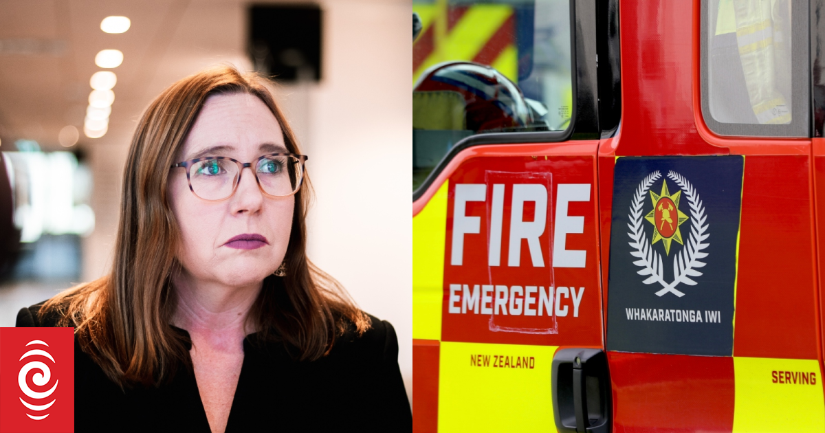 Government must stop 'short-sighted' FENZ job cuts, PSA says