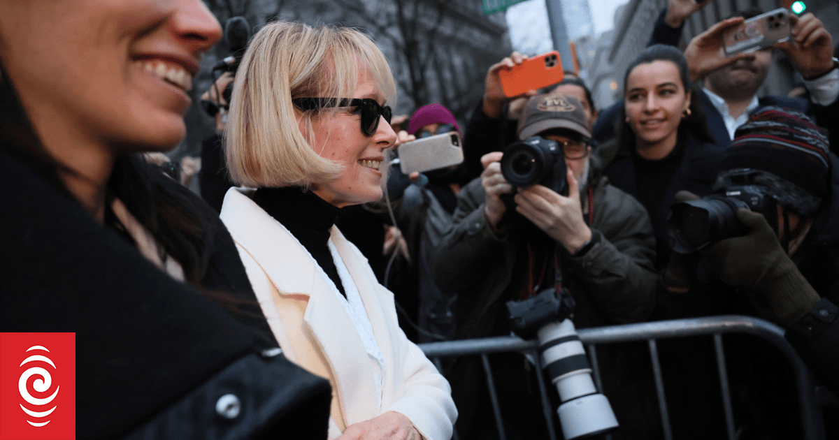 Trump asks Supreme Court to overturn verdict that he sexually abused and defamed E. Jean Carroll