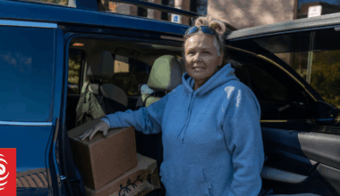 Americans face food cuts and flight delays in record US government shutdown