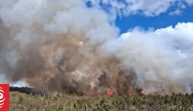 Large fire in Tongariro National Park, call to avoid area