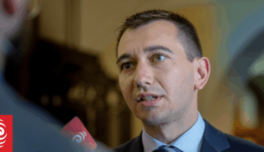 Govt halts new puberty blockers prescriptions for gender-affirming care