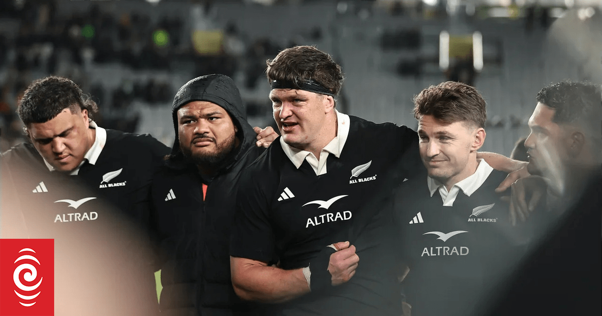 All Blacks named: Barrett back, loose forward and backline changes