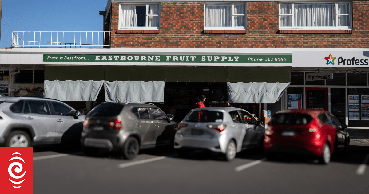 Developer unveils plans for luxury apartments at site of Eastbourne fruit shop