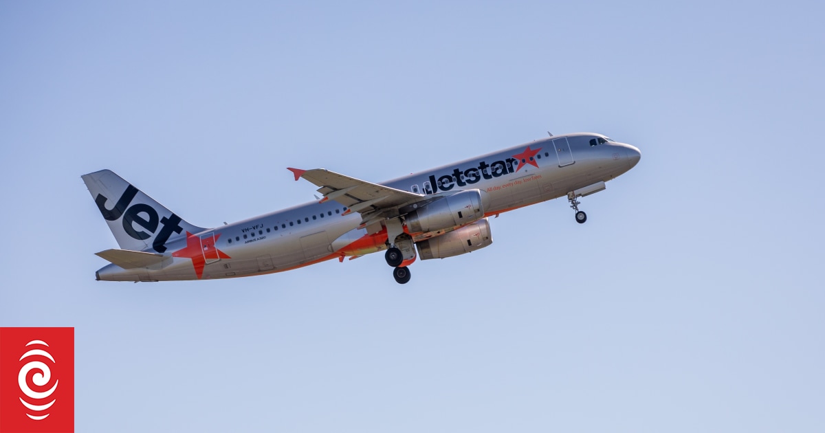 Jetstar flights to ban use of portable power banks on all flights, Air New Zealand looking into it