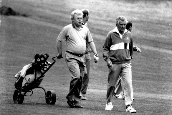 Then senator Graham Richardson (left) and prime minister Bob Hawke step out to the first hole while a minder and a driver survey the scenery.