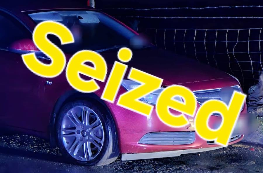 Two arrested after car drives through Garda checkpoint in Inishowen