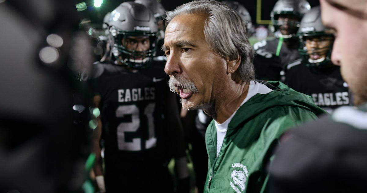 Last Chance U football coach dead after shooting