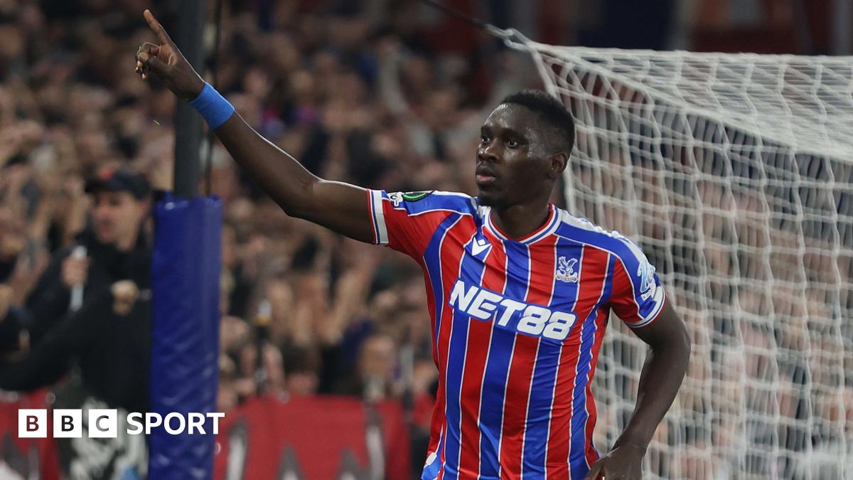 Ismaila Sarr celebrates scoring for Crystal Palace against AZ Alkmaar in the Conference League at Selhurst Park