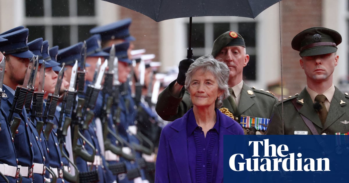 Catherine Connolly sworn in as Ireland’s president on day of pomp and celebration | Ireland