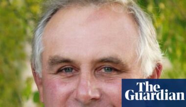 Fifty years after Bruce Haigh resisted apartheid, South Africa honours fearless Australian diplomat | Australian foreign policy