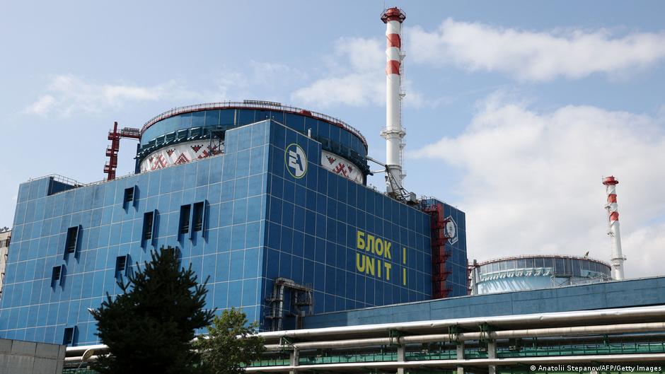 Kyiv launches energy corruption probe – DW – 11/11/2025