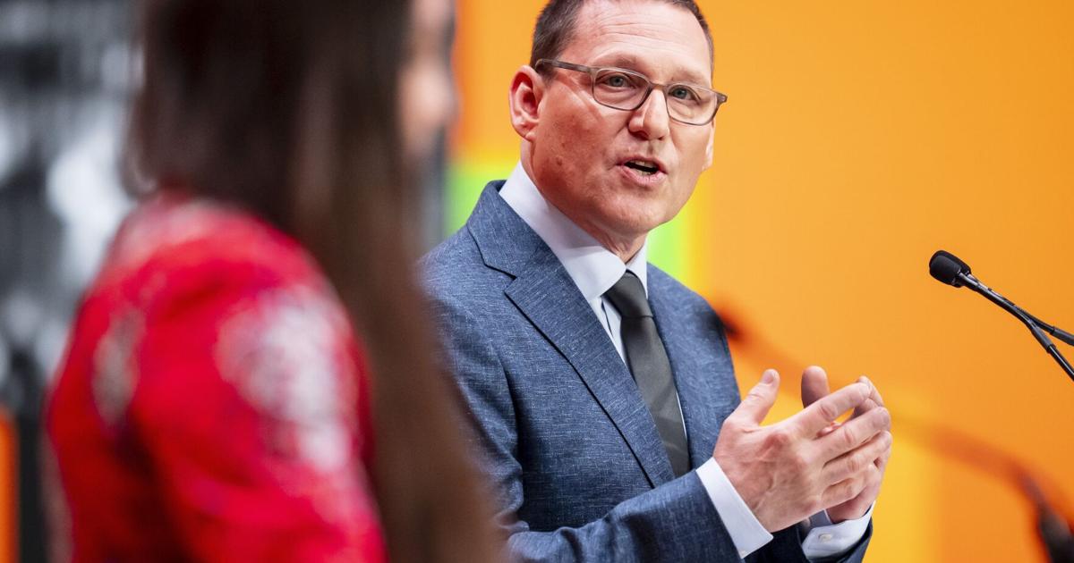 NDP leadership candidates pitch ideas for party rebuild, touch on pipeline accord in first debate - Toronto Star