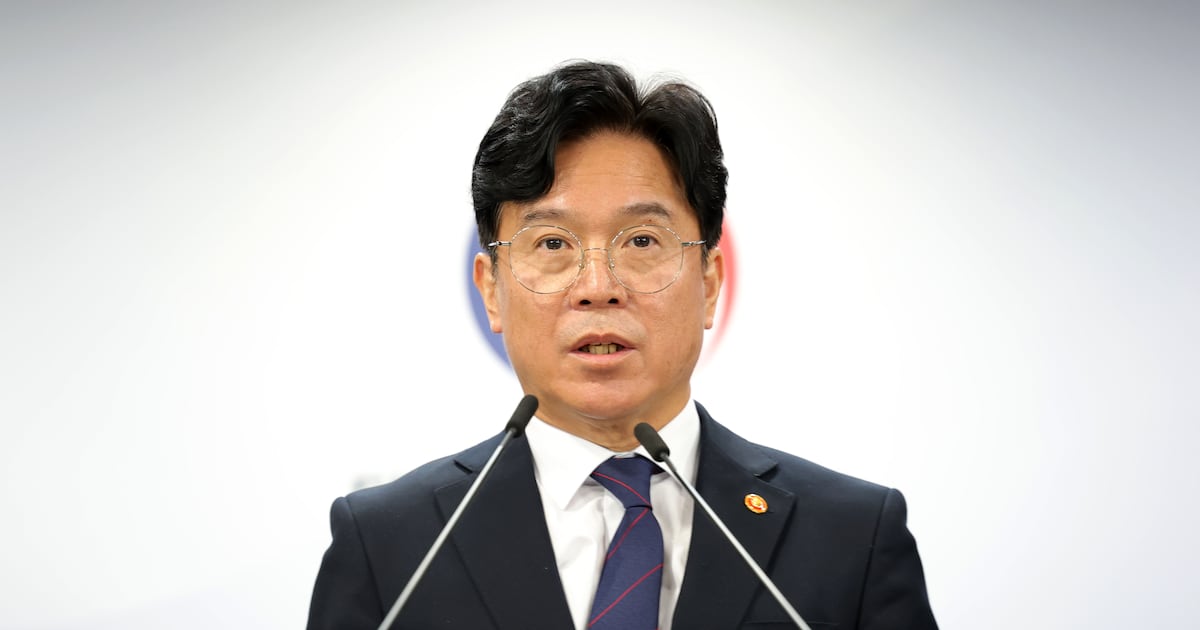 Subcontractor Unions Gain Right to Separate Negotiations, Raising Corporate Risks - 조선일보